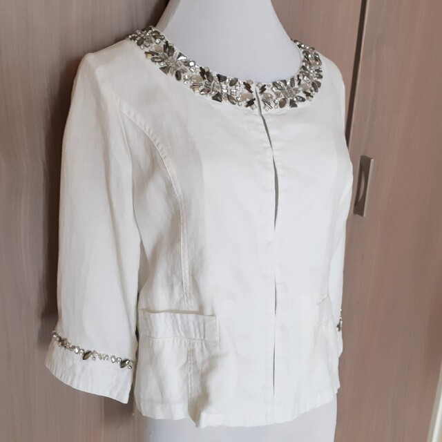 Narcissus - ◇美品◇Narcissus◇ナルシス◇ビジュー◇ノーカラー◇白 Narcissus - ◇美品◇Narcissus◇ナルシス◇ビジュー◇ノーカラー◇白