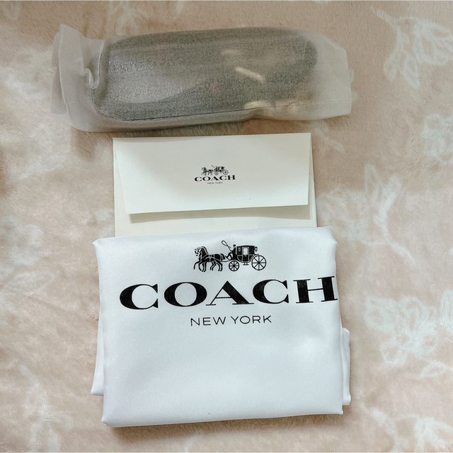 COACH(コーチ)のハヤユズ様専用☆coach ルーナーニューイヤーデンプシートート22 レディースのバッグ(トートバッグ)の商品写真