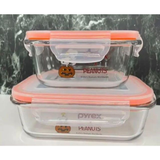 Pyrex(パイレックス)のパイレックス スヌーピー ガラス密閉保存容器 ハロウィン 4個セット インテリア/住まい/日用品のキッチン/食器(容器)の商品写真