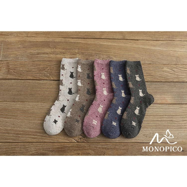 monopico【２足セット】ネコ柄あったか靴下 レディースのレッグウェア(ソックス)の商品写真
