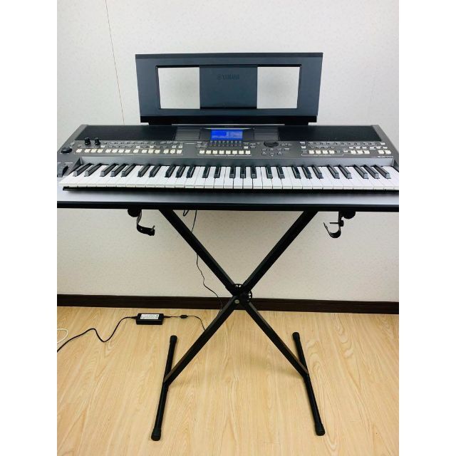 ヤマハ(ヤマハ)のYAMAHA　電子キーボード PSR-S670　MIDI シンセサイザー　61鍵 楽器の鍵盤楽器(キーボード/シンセサイザー)の商品写真