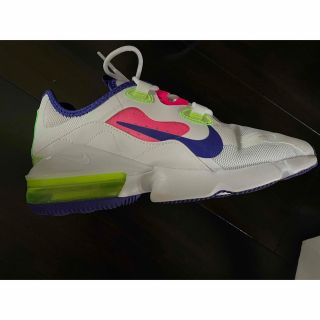 AIR MAXカラフ蛍光スニーカーNIKEの通販 by ファンションスクエア|ラクマ