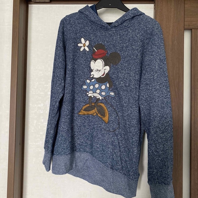 Disney(ディズニー)のミニー　刺繍パーカー レディースのトップス(パーカー)の商品写真