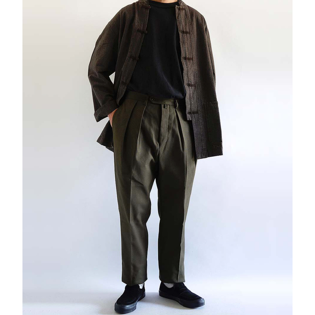 AURALEE(オーラリー)のNEAT 19ss Hopsack/TAPRERD (KHAKI) メンズのパンツ(スラックス)の商品写真