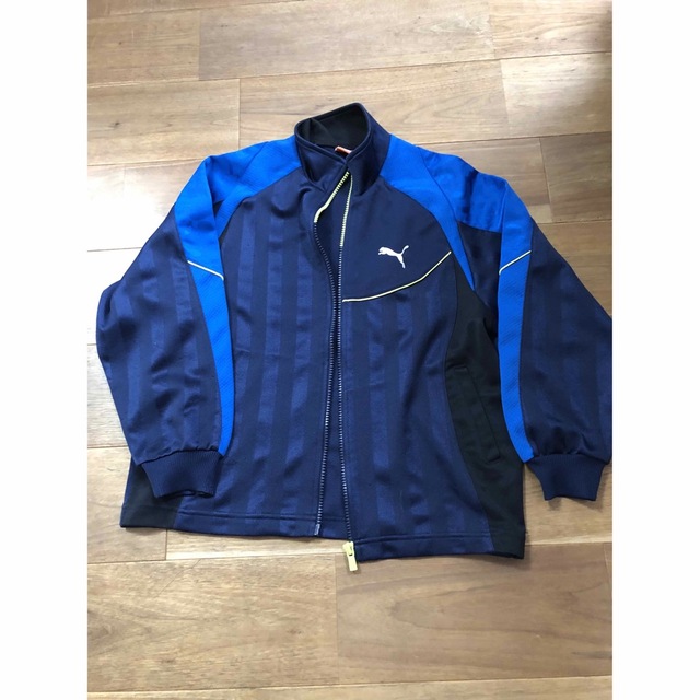 PUMA(プーマ)のプーマ　PUMA　ジャージ上下セット　130 キッズ/ベビー/マタニティのキッズ服男の子用(90cm~)(その他)の商品写真