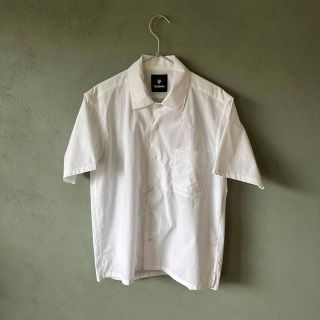 ゴールドウィン(GOLDWIN)のGOLDWIN シャツ　白sサイズ　Open Collar H/S Shirt(シャツ)