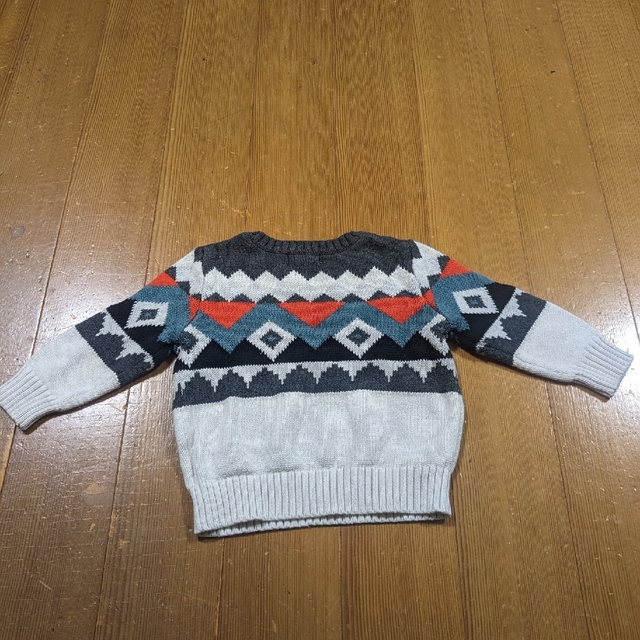 子ども用　セーター キッズ/ベビー/マタニティのベビー服(~85cm)(ニット/セーター)の商品写真
