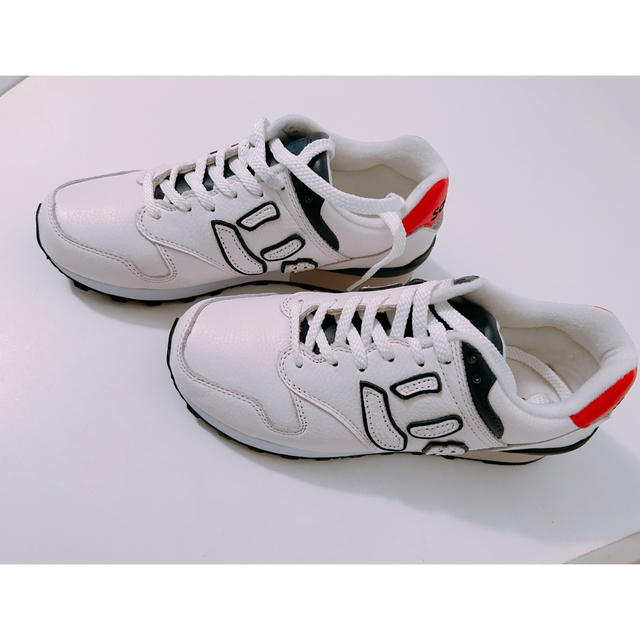 【スニーカー】にゅ〜ず トリコロール 7周年記念モデル レディースの靴/シューズ(スニーカー)の商品写真