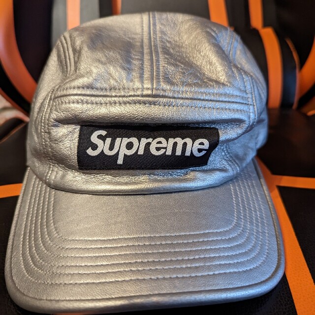 Supreme(シュプリーム)のsupreme  Leather camp cap レザー メンズの帽子(キャップ)の商品写真