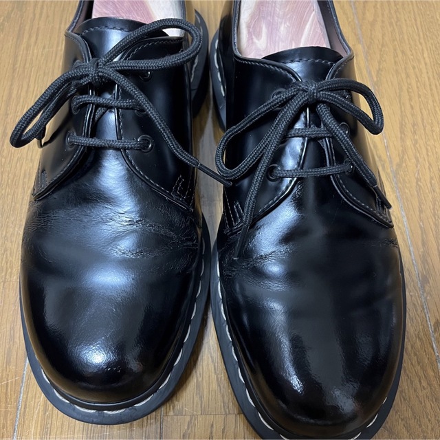 Dr.Martens(ドクターマーチン)の期間限定値引き！　Dr.Martens (ドクターマーチン)３ホール白ステッチ　 メンズの靴/シューズ(ブーツ)の商品写真