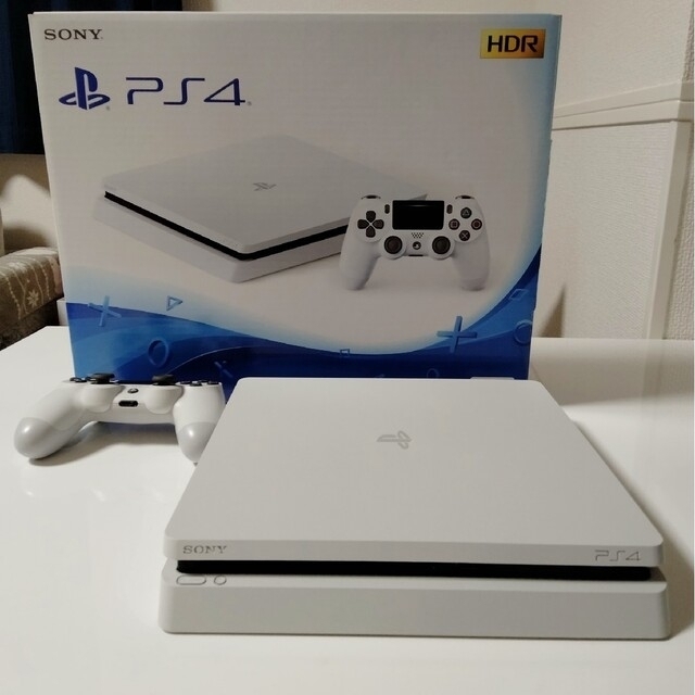 SONY(ソニー)のSONY PlayStation4 1TB 本体 CUH-2200BB02 エンタメ/ホビーのゲームソフト/ゲーム機本体(家庭用ゲーム機本体)の商品写真