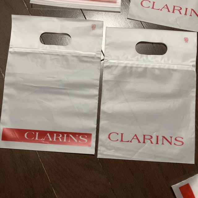 CLARINS(クラランス)のクラランス ビニール袋 28枚 レディースのバッグ(ショップ袋)の商品写真