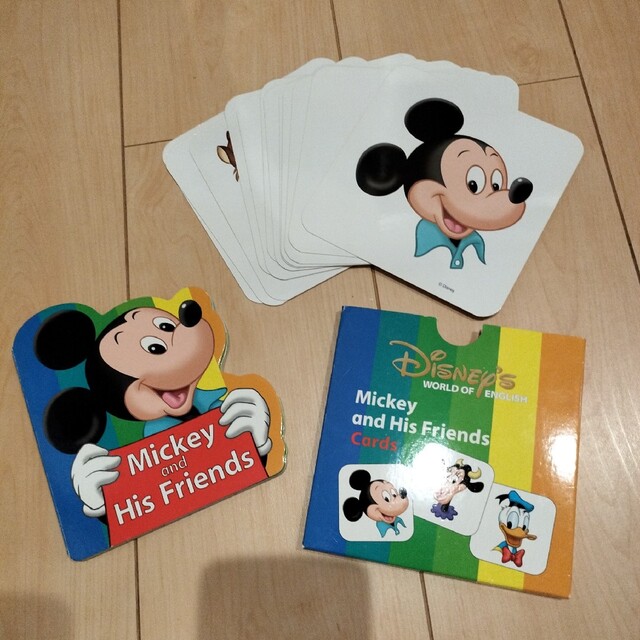 Disney(ディズニー)のディズニー　英語　カード　本 キッズ/ベビー/マタニティのおもちゃ(知育玩具)の商品写真