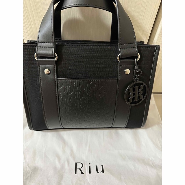 Riu Embossed tote bag  black