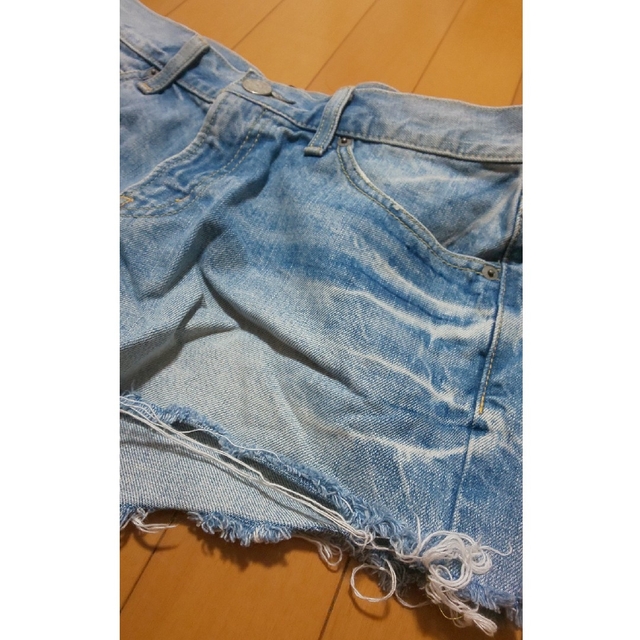 moussy(マウジー)の★SALE★欧米風 デニムショートパンツ MOUSSY レディースのパンツ(ショートパンツ)の商品写真