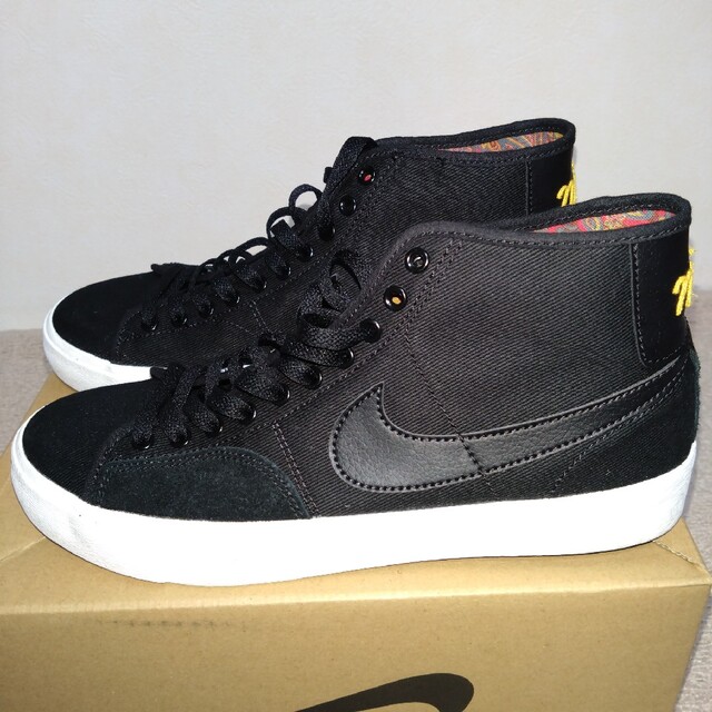 Nike SB Blazer Court Mid Premium "Black"