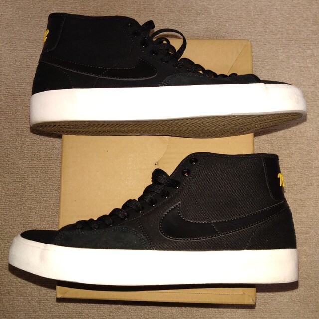 Nike SB Blazer Court Mid Premium "Black" 4