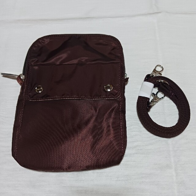 leilian(レリアン)の新品未使用 トラベル ポシェット ブラウン レディースのバッグ(ショルダーバッグ)の商品写真