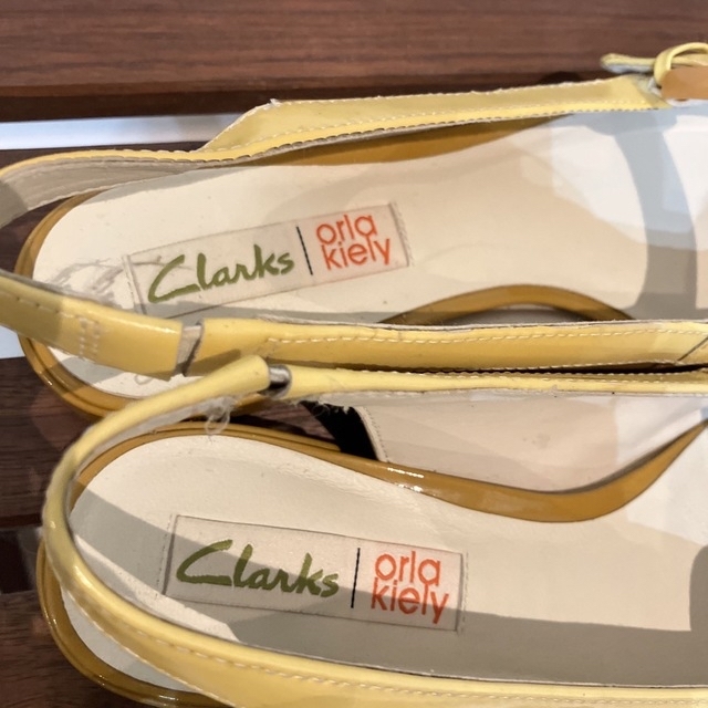 Clarks(クラークス)の【美品】クラークス×オーラ カイリー オーラミリー 23cm レディースの靴/シューズ(ハイヒール/パンプス)の商品写真