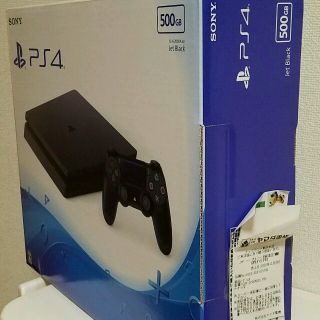 ソニー(SONY)の【未開封新品】PS4 本体 500GB CUH-2000A B01K 薄型最新(家庭用ゲーム機本体)