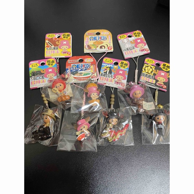 ONE PIECE(ワンピース)のチョッパー　ストラップ　７点セット エンタメ/ホビーのアニメグッズ(ストラップ)の商品写真