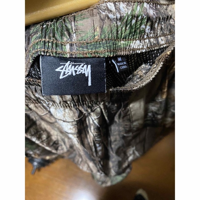 STUSSY(ステューシー)のステューシー　リアルツリー　パンツ メンズのパンツ(ワークパンツ/カーゴパンツ)の商品写真