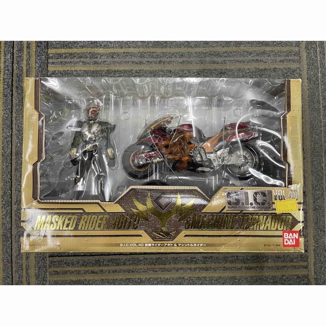 超美品】S.I.C.VOL.40 仮面ライダーアギト&マシントルネイダー - 特撮