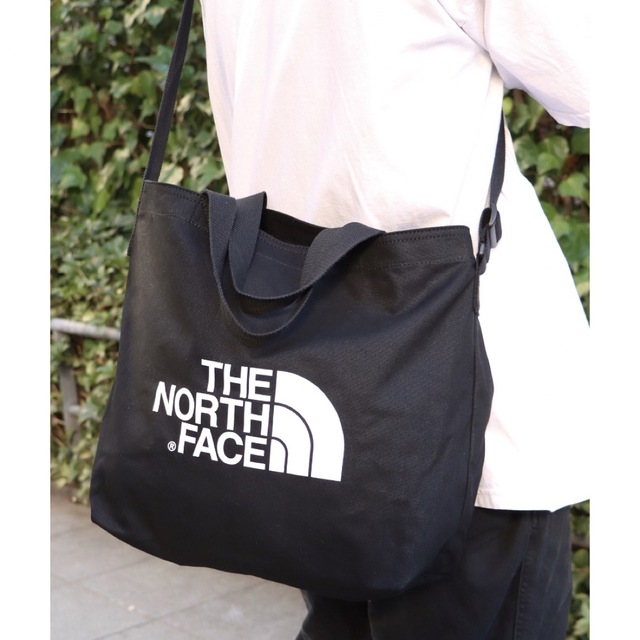 THE NORTH FACE(ザノースフェイス)のノースフェイスBIG LOGO SHOULDER BAG NN2PN61ブラック レディースのバッグ(ショルダーバッグ)の商品写真