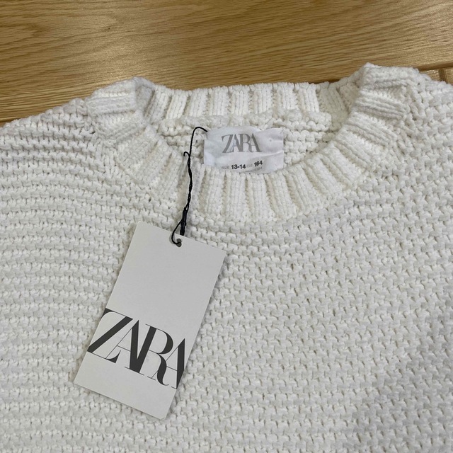 ZARA KIDS(ザラキッズ)のZARA ♦︎ザラキッズ♦︎13-14 164 白　ニットトップス　Spring キッズ/ベビー/マタニティのキッズ服女の子用(90cm~)(ニット)の商品写真