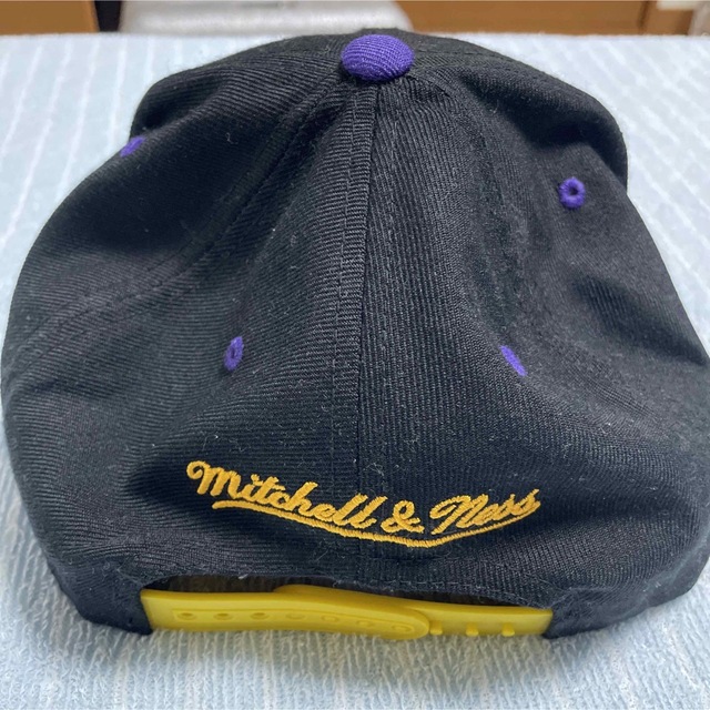 MITCHELL & NESS(ミッチェルアンドネス)のミッチェル&ネス レイカーズ  キャップ メンズの帽子(キャップ)の商品写真