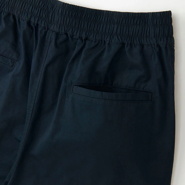 CHRISTOPHE LEMAIRE(クリストフルメール)のハーフ　パンツ　半ズボン　ハーパン　ネイビー　Mサイズ　紺色　76 〜 84  メンズのパンツ(ショートパンツ)の商品写真