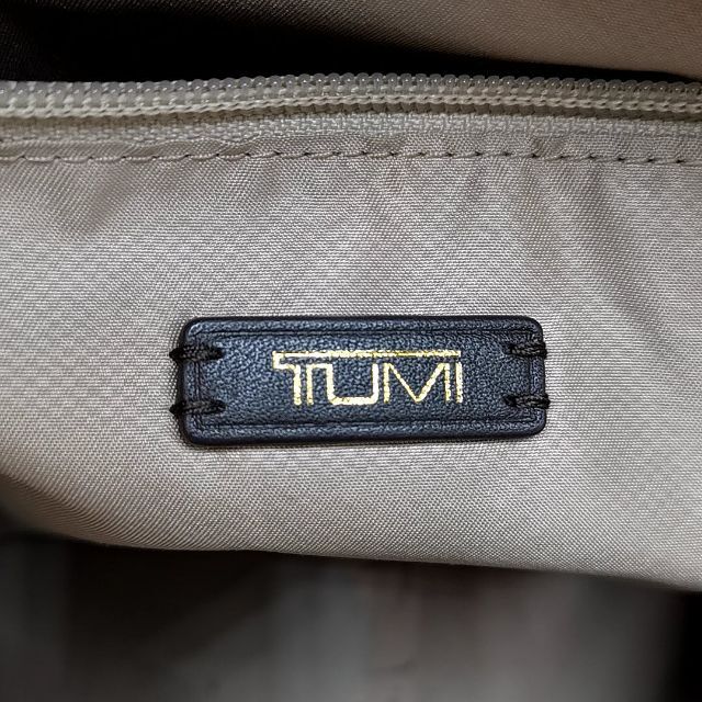 TUMI(トゥミ)の美品 トゥミ TUMI リュック ボヤージュ 03-23030603 レディースのバッグ(リュック/バックパック)の商品写真