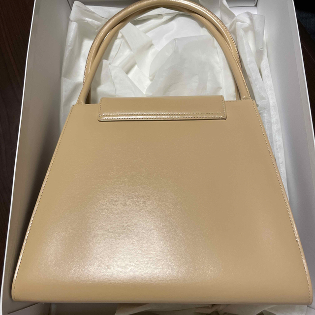 GIGI(ジジ)のGIGI  ハンドバッグ👜新品未使用 レディースのバッグ(ハンドバッグ)の商品写真