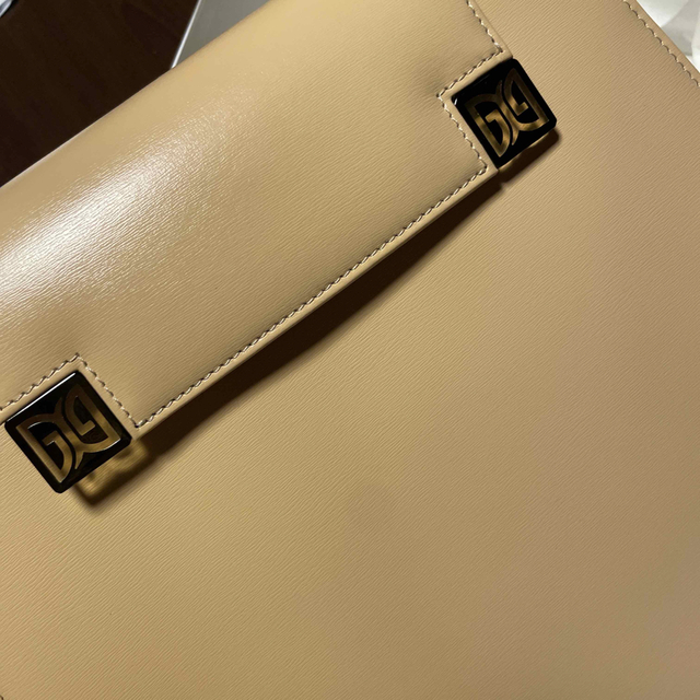 GIGI(ジジ)のGIGI  ハンドバッグ👜新品未使用 レディースのバッグ(ハンドバッグ)の商品写真