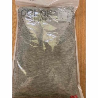 ユニクロ(UNIQLO)のユニクロ　Tシャツ　グレ　グリーン　計２枚(Tシャツ/カットソー(半袖/袖なし))