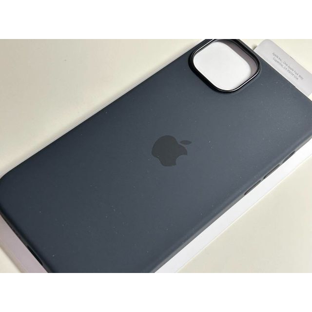 Apple(アップル)の【新品】純正 iPhone 14 Plus シリコンケース・ミッドナイト② スマホ/家電/カメラのスマホアクセサリー(iPhoneケース)の商品写真