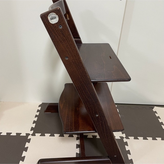 Stokke(ストッケ)の【中古良品・六角レンチ付き】ストッケ　トリップトラップ　子供イス　座面調節可能 キッズ/ベビー/マタニティの寝具/家具(その他)の商品写真