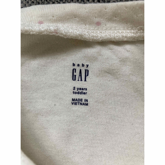 GAP Kids(ギャップキッズ)のGAP カットソー　95 女の子　リボン　ピンク　春物　ロンＴ　トップス キッズ/ベビー/マタニティのキッズ服女の子用(90cm~)(Tシャツ/カットソー)の商品写真