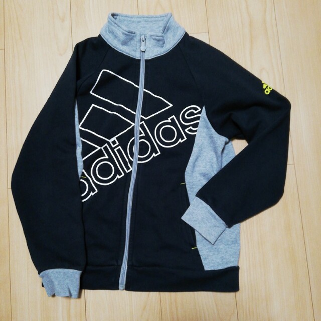 adidas(アディダス)のadidas ☆ ジャージ 上　140 キッズ/ベビー/マタニティのキッズ服男の子用(90cm~)(ジャケット/上着)の商品写真