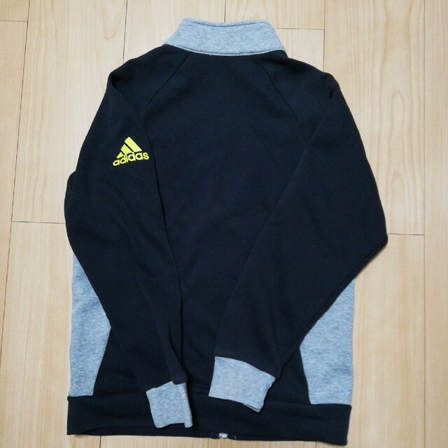 adidas(アディダス)のadidas ☆ ジャージ 上　140 キッズ/ベビー/マタニティのキッズ服男の子用(90cm~)(ジャケット/上着)の商品写真