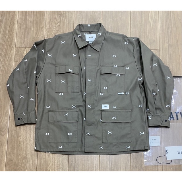 W)taps(ダブルタップス)のWTAPS JUNGLE シャツ　定価以下　グレージュ　Lサイズ　ダブルタップス メンズのトップス(シャツ)の商品写真