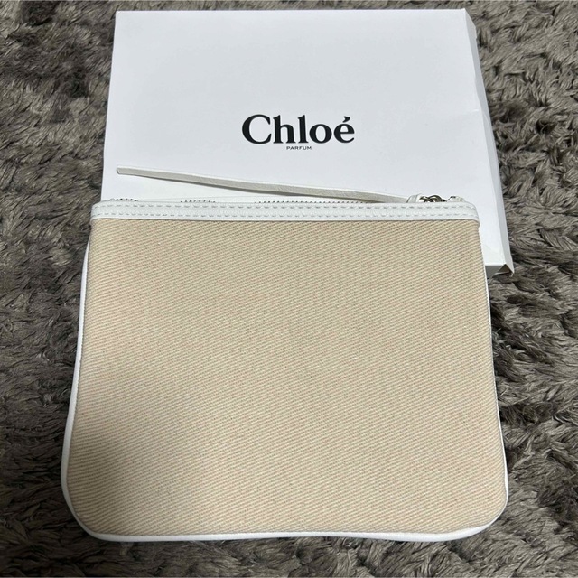 Chloe(クロエ)の【新品】クロエ Chloe ポーチ レディースのファッション小物(ポーチ)の商品写真