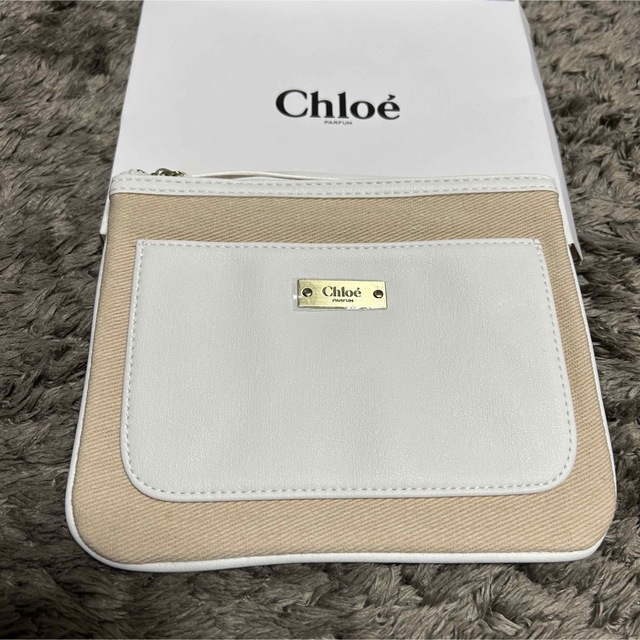 Chloe(クロエ)の【新品】クロエ Chloe ポーチ レディースのファッション小物(ポーチ)の商品写真