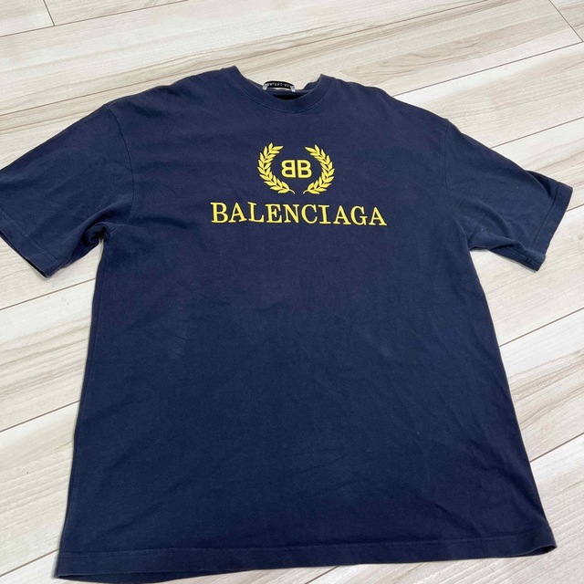 BALENCIAGA バレンシアガTシャツ 半袖カットソー ロゴプリント