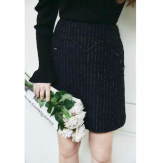 ハーリップトゥ(Her lip to)の新品 Herlipto Scallop Frayed Tweed Skirt(ミニスカート)