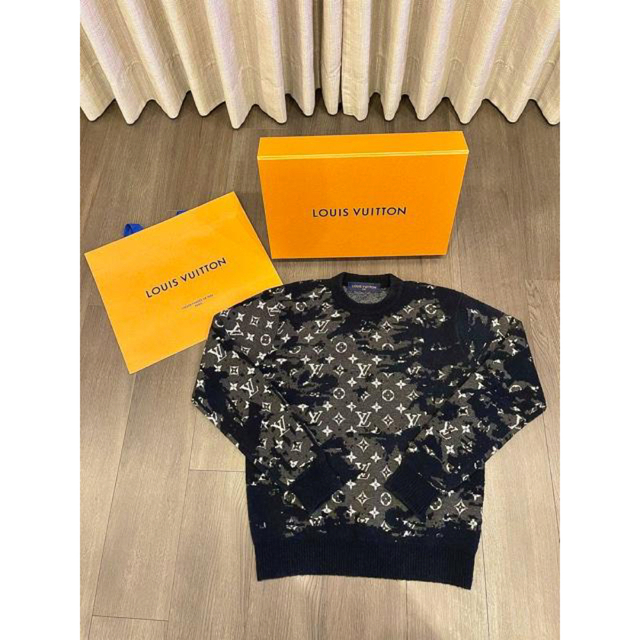 本物 ルイヴィトン LV刺繍 バイカラー Vネック セーター L ブラック ブ