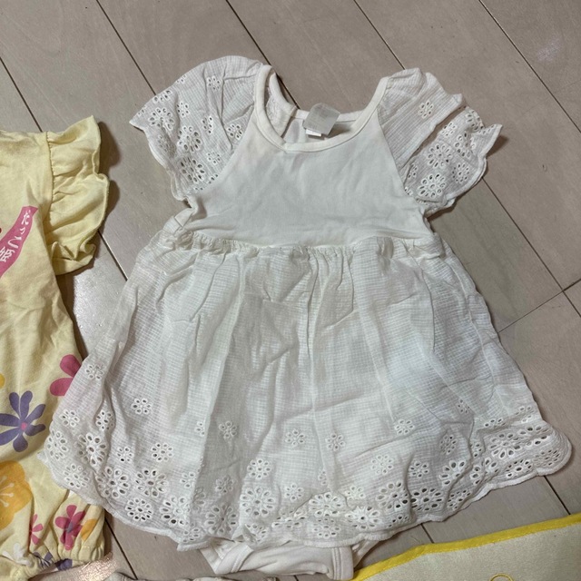 BeBe(ベベ)の美品多め　女の子　夏服　70サイズ　80サイズ　90サイズ　ロンパース　おまけ有 キッズ/ベビー/マタニティのベビー服(~85cm)(ロンパース)の商品写真