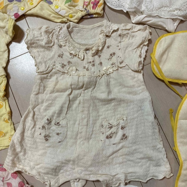 BeBe(ベベ)の美品多め　女の子　夏服　70サイズ　80サイズ　90サイズ　ロンパース　おまけ有 キッズ/ベビー/マタニティのベビー服(~85cm)(ロンパース)の商品写真