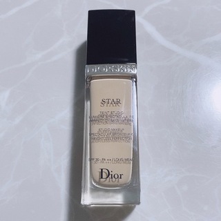 ディオール(Dior)のDior ディオール スキンスターフルイド リキッドファンデーション 30ml(ファンデーション)