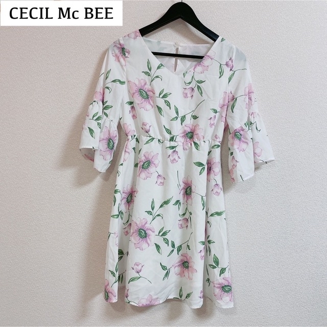 CECIL McBEE(セシルマクビー)の【CECIL Mc BEE】セシルマクビー 7分袖 花柄 ワンピース レディースのワンピース(ミニワンピース)の商品写真